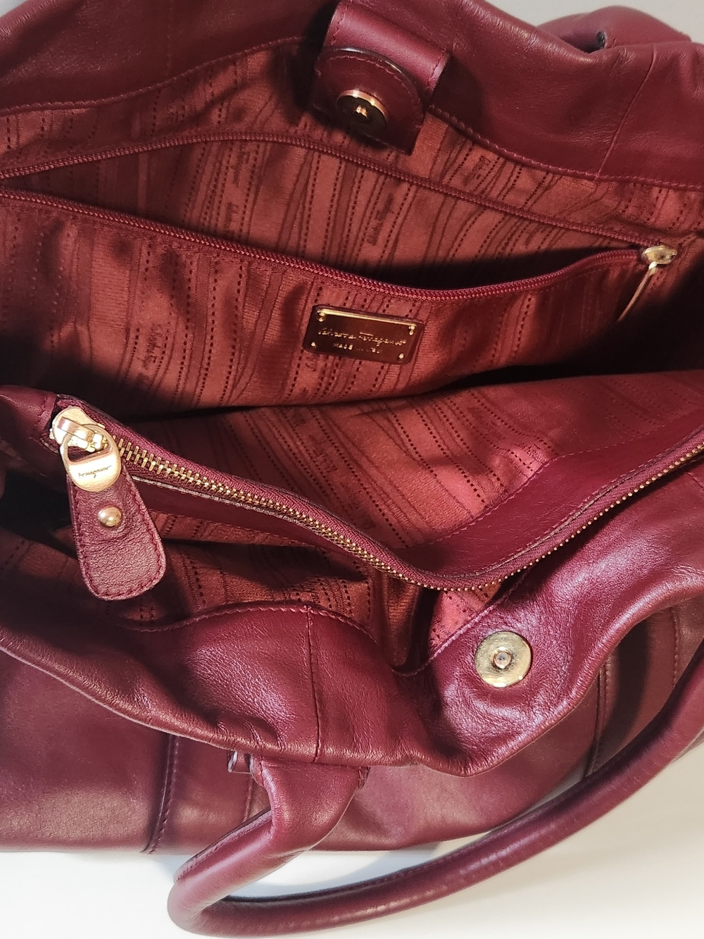 Salvatore Ferragamo Tote Bag - Picture 8 of 11